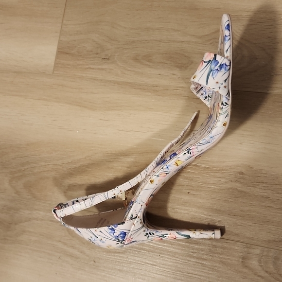 Aldo sandals - Picture 2 of 2